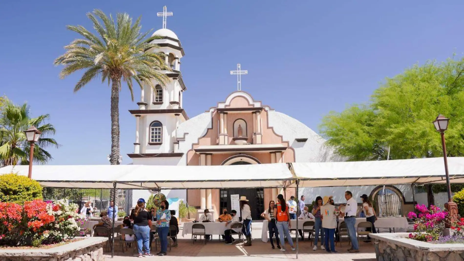 Iglesia San Pedro Apóstol, de San Pedro El Saucito